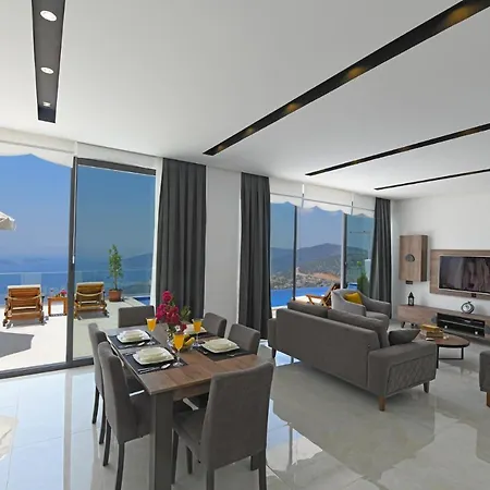 Akruins Villa